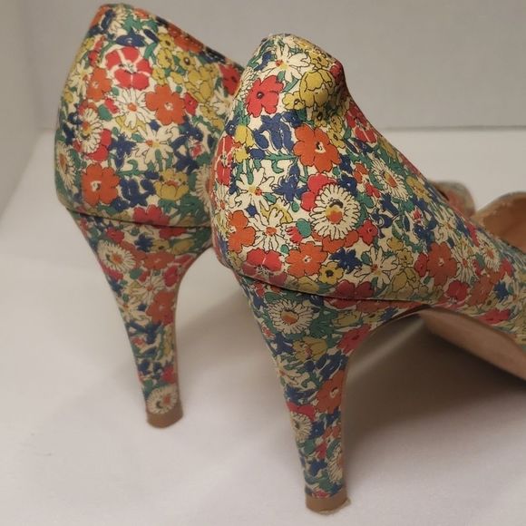 MARAIS USA Colorful Floral Pointed-toe heels - Picture 7 of 8